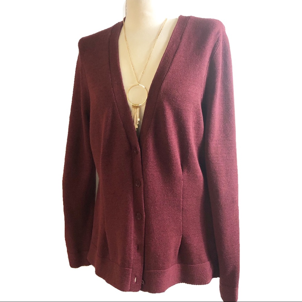 Cabi sz large cardigan rust wine color